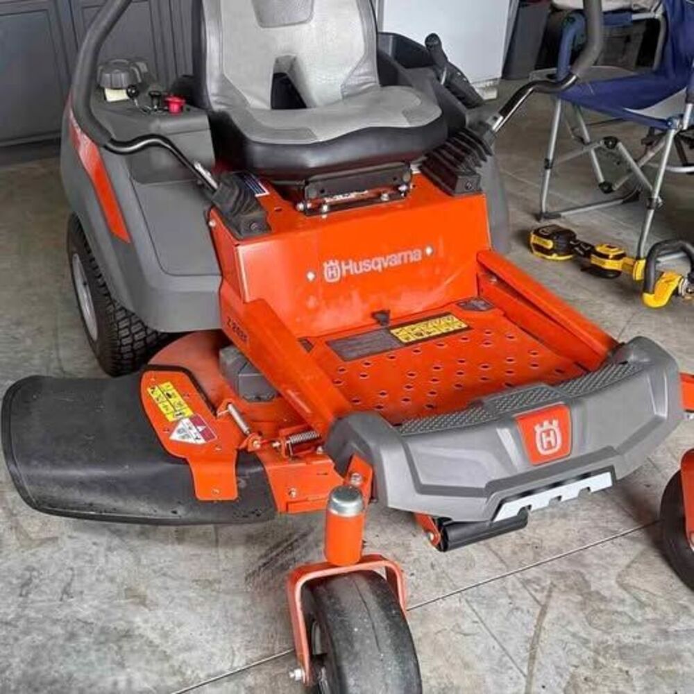 Husqvarna z242f
